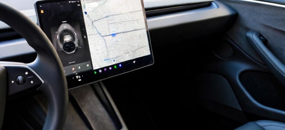 Warum Tesla kaufen? Was Tesla wirklich besser macht als andere Elektroautos