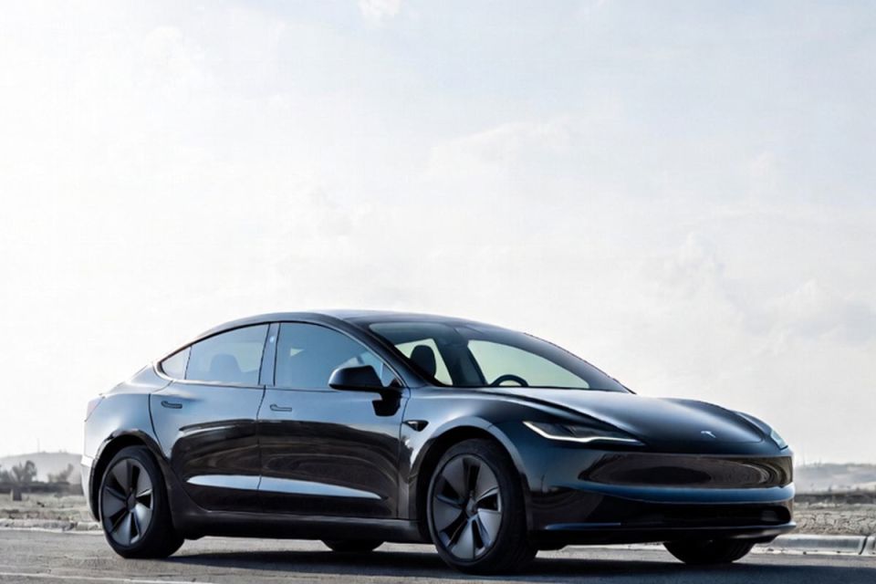 Tesla Rabatte, Gutscheine & Aktionen 2026: Lohnt sich Full Self-Driving wirklich?